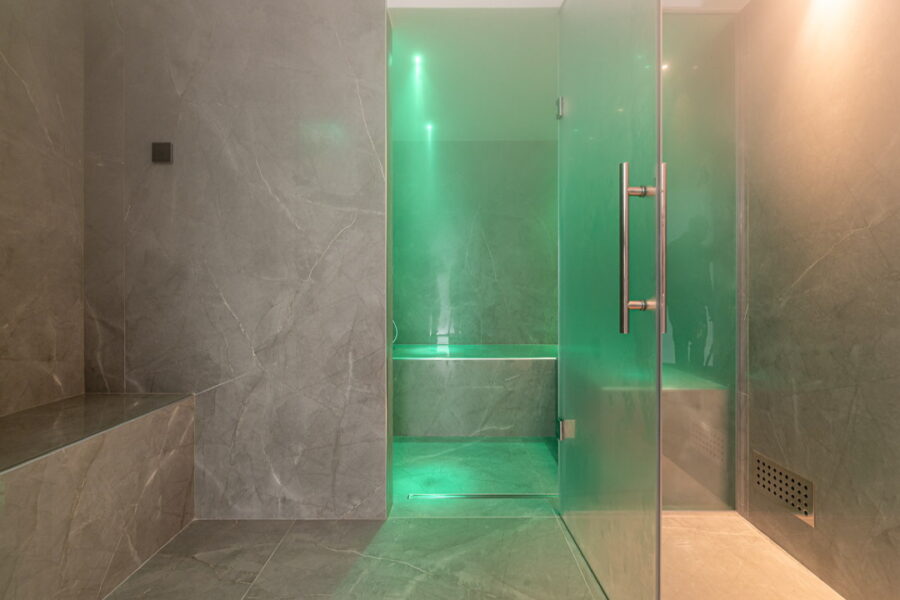 The sauna with Turkish bath on the lower floor
